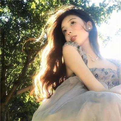 樱花晚秋 海报